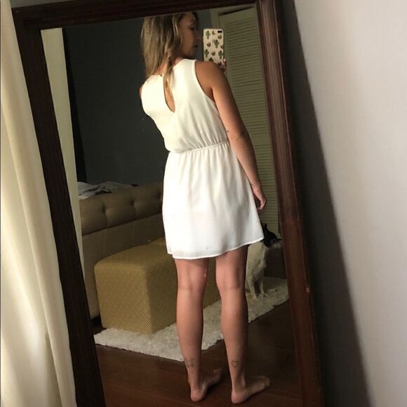 Tyche White Dress Size Small - Picture 4 of 5